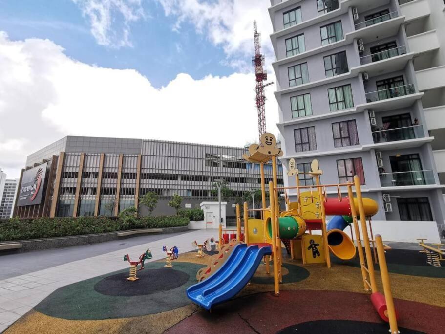 Apartment Platino 2bedrooms Paradigm Mall Netflix By