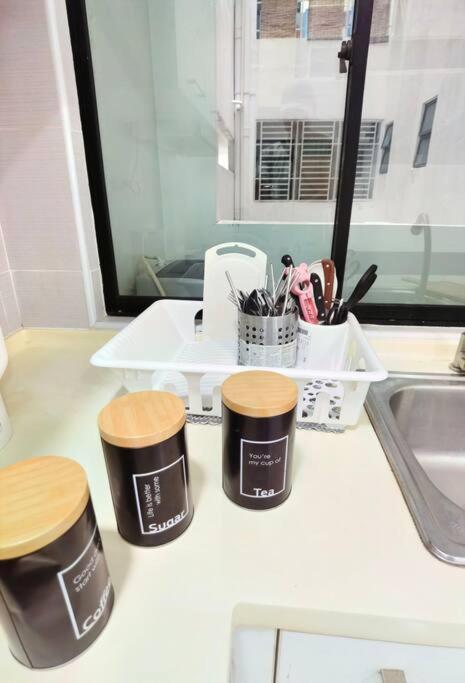 Platino 2bedrooms Paradigm Mall Netflix By